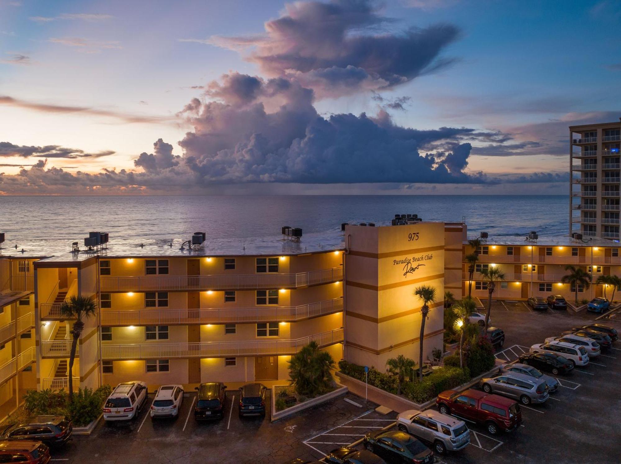 Paradise Beach Club - Oceanfront And Penthouse Satellite Beach Luaran gambar
